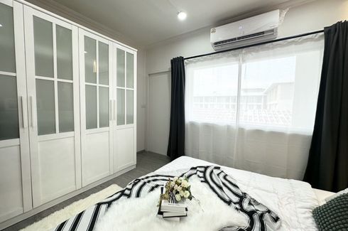 1 Bedroom Condo for sale in Ratchada Prestige, Sam Sen Nok, Bangkok near MRT Sutthisan