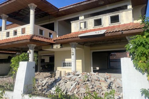 6 Bedroom House for sale in Eakmongkol Village 2, Nong Prue, Chonburi