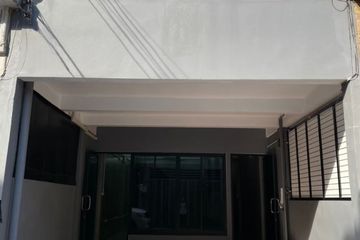 3 Bedroom Townhouse for rent in Thung Wat Don, Bangkok near BTS Sueksa Witthaya