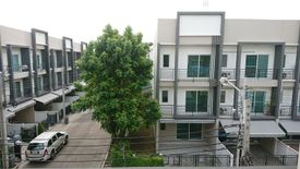 3 Bedroom Townhouse for rent in Suan Luang, Bangkok