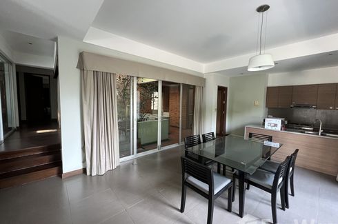 3 Bedroom Condo for rent in Baan Rom Yen Ekkamai 2, Khlong Toei, Bangkok