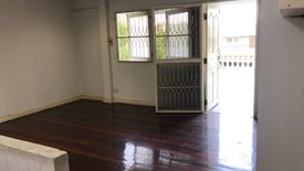 5 Bedroom House for rent in Mueang Thong 2 Phase 3 Village, Suan Luang, Bangkok near Airport Rail Link Hua Mak