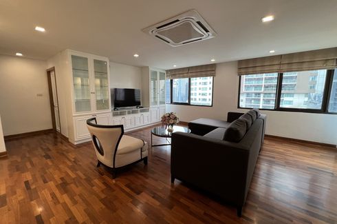 3 Bedroom Condo for rent in Acadamia Grand Tower, Khlong Tan Nuea, Bangkok near BTS Phrom Phong