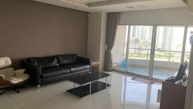 5 Bedroom Condo for rent in Saichol Mansion, Bang Lamphu Lang, Bangkok near BTS Saphan Taksin