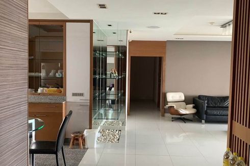 5 Bedroom Condo for rent in Saichol Mansion, Bang Lamphu Lang, Bangkok near BTS Saphan Taksin