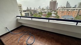 3 Bedroom Apartment for rent in Prompong Mansion, Khlong Tan Nuea, Bangkok near BTS Phrom Phong