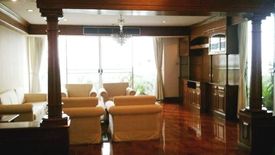 3 Bedroom Condo for rent in Raj Mansion, Khlong Toei, Bangkok near BTS Asoke