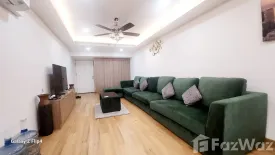 1 Bedroom Condo for rent in Nusa State Tower Condominium, Silom, Bangkok near BTS Surasak