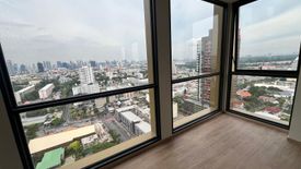 2 Bedroom Condo for sale in The Issara Sathorn, Thung Maha Mek, Bangkok near BTS Saint Louis