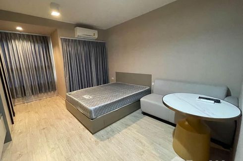 Condo for rent in Ideo Sathorn - Wongwian Yai, Khlong Ton Sai, Bangkok near BTS Wongwian Yai