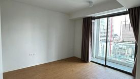 2 Bedroom Condo for rent in Siamese Surawong, Si Phraya, Bangkok near MRT Sam Yan