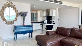 2 Bedroom Condo for sale in Bang Lamphu Lang, Bangkok