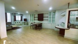 2 Bedroom Condo for rent in Khlong Tan Nuea, Bangkok