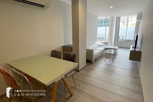 2 Bedroom Condo for rent in Khlong Toei Nuea, Bangkok near MRT Sukhumvit