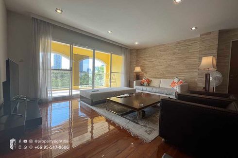 2 Bedroom Condo for rent in Phra Khanong, Bangkok near BTS Ekkamai