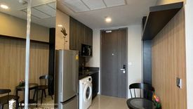 1 Bedroom Condo for rent in Si Phraya, Bangkok near MRT Sam Yan