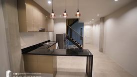 3 Bedroom House for rent in Phra Khanong, Bangkok near BTS Ekkamai