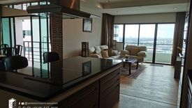 3 Bedroom Condo for rent in Thung Maha Mek, Bangkok near MRT Silom