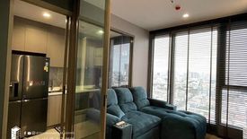 1 Bedroom Condo for rent in Wat Phraya Krai, Bangkok