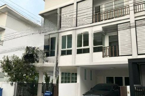 4 Bedroom Townhouse for sale in C-Biz Home Terdrachan-Donmueang, Si Kan, Bangkok