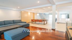 3 Bedroom House for rent in Phra Khanong, Bangkok near BTS Ekkamai