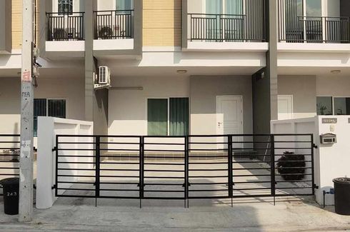 3 Bedroom Townhouse for sale in Bang Luang, Pathum Thani