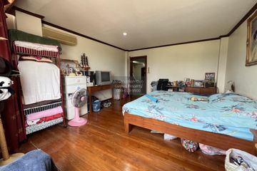 4 Bedroom Commercial for sale in Sam Ngam, Phichit