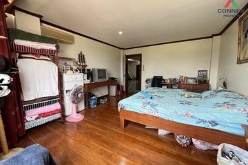 4 Bedroom Commercial for sale in Sam Ngam, Phichit