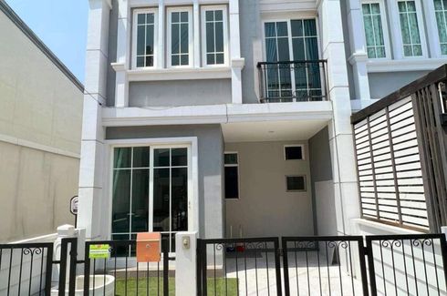 3 Bedroom Townhouse for sale in Golden Town 3 Bangna-Suanluang, Dokmai, Bangkok