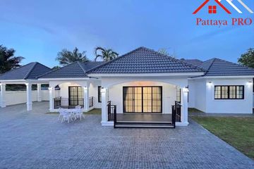 3 Bedroom House for sale in Na Kluea, Chonburi