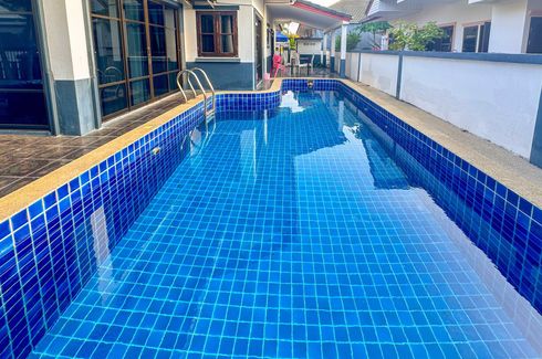 3 Bedroom House for sale in Na Kluea, Chonburi