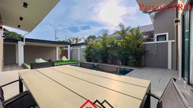 3 Bedroom House for sale in Na Kluea, Chonburi