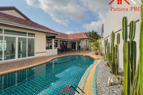 3 Bedroom House for sale in Na Kluea, Chonburi