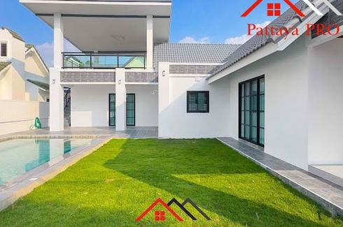 4 Bedroom House for sale in Na Kluea, Chonburi