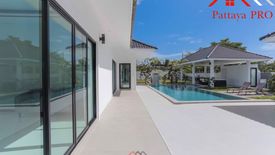 6 Bedroom House for sale in Na Kluea, Chonburi