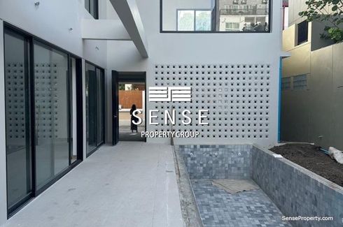 4 Bedroom House for rent in Phra Khanong, Bangkok near BTS Ekkamai