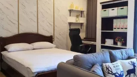 1 Bedroom Condo for rent in Si Phraya, Bangkok near MRT Sam Yan