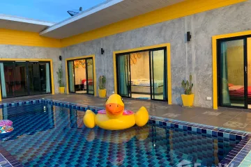 5 Bedroom Villa for sale in Baan Prommrit, Nong Kae, Prachuap Khiri Khan