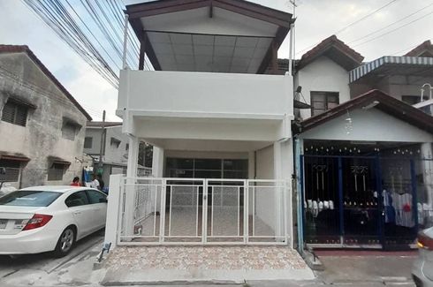 2 Bedroom Townhouse for sale in Khlong Song, Pathum Thani