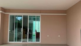 3 Bedroom Townhouse for Sale or Rent in Bang Kho, Bangkok near MRT Bang Wa