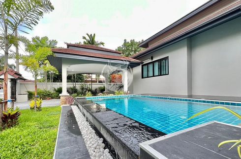 4 Bedroom House for sale in Baan Baramee, Na Jomtien, Chonburi