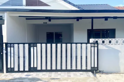 2 Bedroom Townhouse for sale in Nong Prue, Chonburi