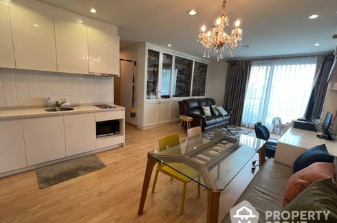 2 Bedroom Condo for sale in Rhythm Sukhumvit 42, Phra Khanong, Bangkok near BTS Ekkamai