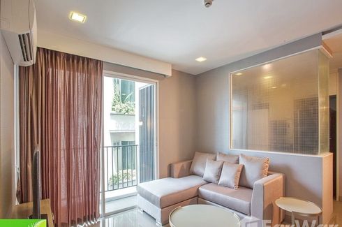 2 Bedroom Condo for rent in Fernwood Residence, Phra Khanong Nuea, Bangkok near BTS Ekkamai