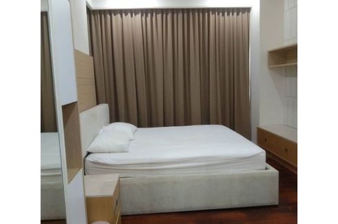 2 Bedroom Condo for sale in Langsuan, Bangkok near BTS Ratchadamri