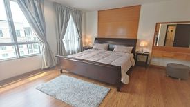 2 Bedroom Condo for rent in Phra Khanong, Bangkok near BTS Ekkamai