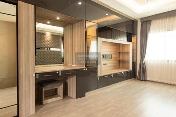 3 Bedroom Townhouse for sale in The Landmark Ekamai-Ramindra, Chorakhe Bua, Bangkok