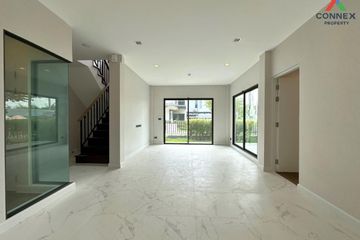 5 Bedroom House for sale in Nong Khang Phlu, Bangkok