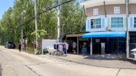 2 Bedroom Townhouse for sale in Noen Phra, Rayong