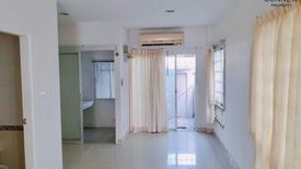 3 Bedroom Townhouse for sale in Baan Klang Muang The Paris Rama 9 - Ramkamhaeng, Hua Mak, Bangkok near Airport Rail Link Hua Mak